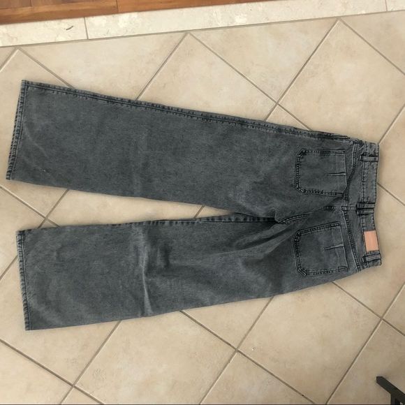 Zara high rise wide leg jeans, size 36/4 - Picture 4 of 4